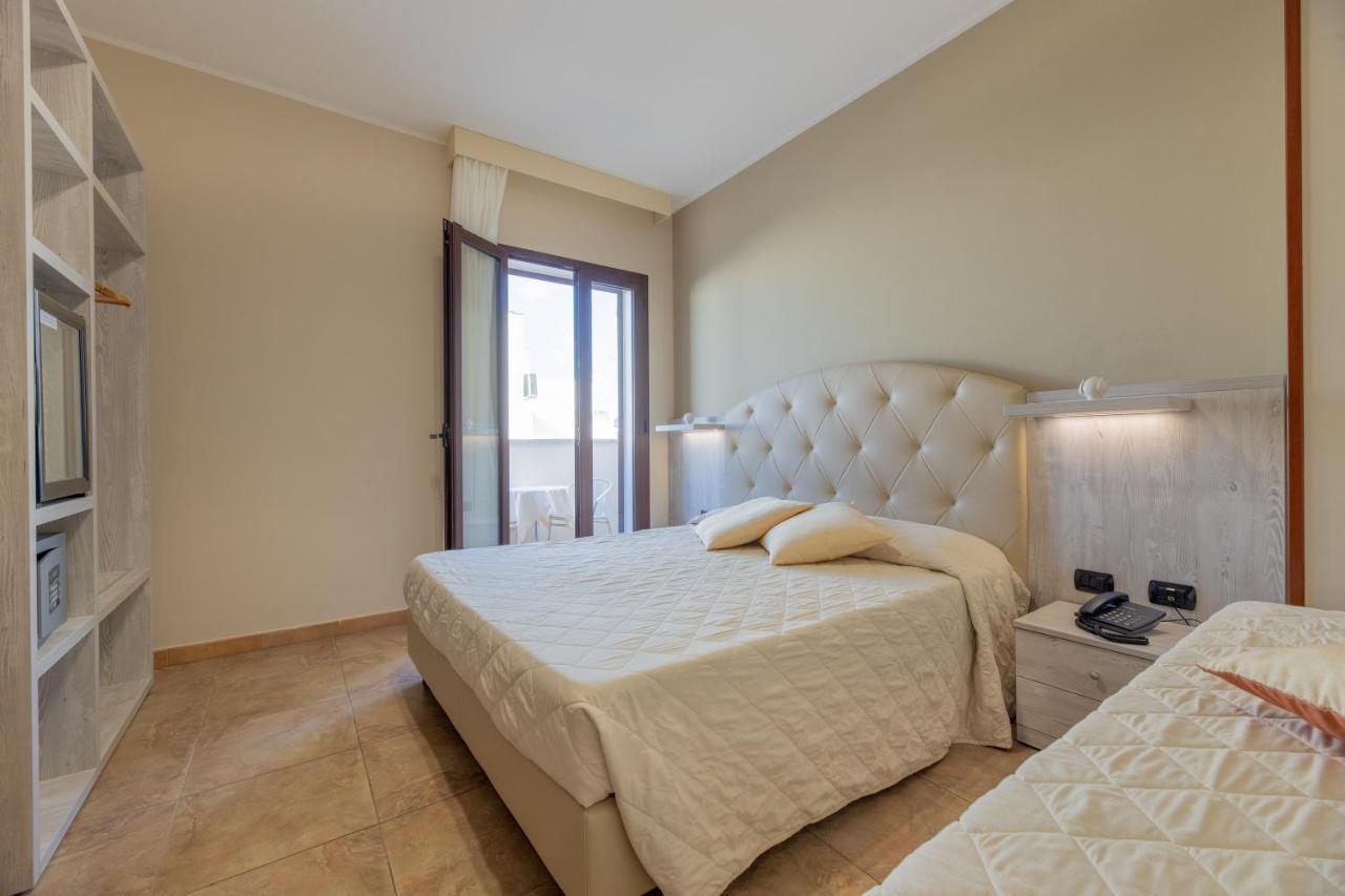 Hotel Salento Mirfran Торре-Сан-Джованні-Удженто Екстер'єр фото