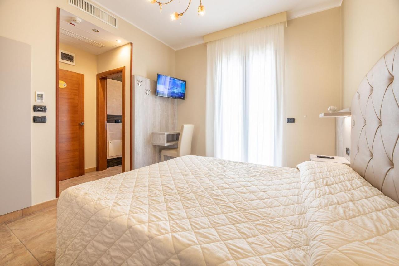Hotel Salento Mirfran Торре-Сан-Джованні-Удженто Екстер'єр фото