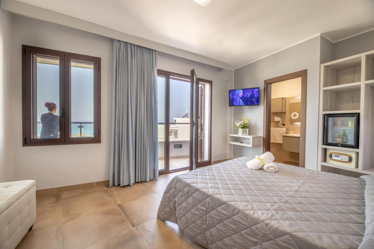 Hotel Salento Mirfran Торре-Сан-Джованні-Удженто Екстер'єр фото