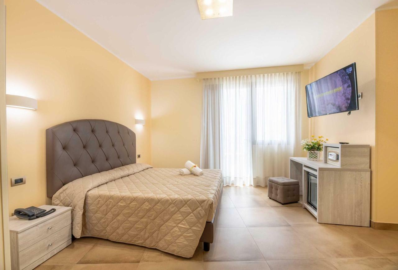 Hotel Salento Mirfran Торре-Сан-Джованні-Удженто Екстер'єр фото